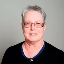 Linda Hulin's Instagram, Twitter & Facebook