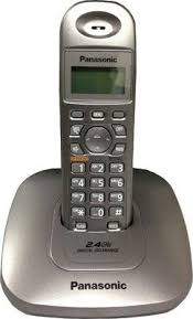 To lock a keypad press and hold the middle joystick for 3 seconds, to unlock keypad press and hold the same joystick for 3 seconds. Kx Tg3611sxm Amazon In Electronics