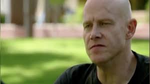 Todd LaTourrette, filmlerden daha çok rol kapabilmek için kolunu kestiğini  itiraf etti