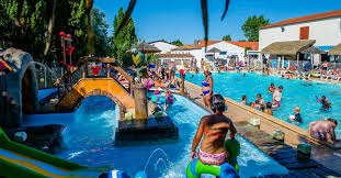 Camping Le Chateau D Oleron Charente Maritime Á Airotel Oleron France