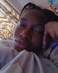 See but you can't touch 😆 da feeling go buss pa u Esther Turay na for di  King nor to for man way always dey eat wereh.