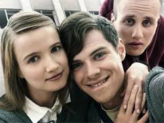 20 лучших мультфильмов, похожих на Динотракс (2015)