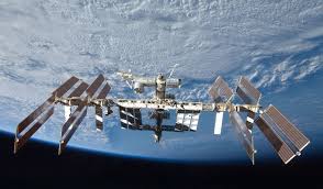 En direct live de la station spatiale internationale. L Acces Public Erea Anne Frank Les Articles La Station Spatiale Internationale Iss