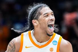 Tennessee Vols Basketball: Chris Lofton is still putting up big numbers