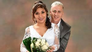 Luego de una larga relación y de haber pospuesto en más de junto al emotivo mensaje, rocío compartió fotos mostrando su vestido de novia y el look que llevaron los niños en la boda, especialmente su pequeña. Nphdmf Uol8f M