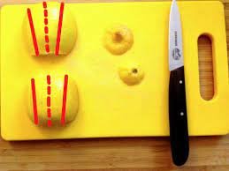 Learning how to cut lemons, like learning how to pour draf. Cocktail 101 How To Cut Citrus Wedges
