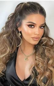 Pin de Peter Behrens em woman