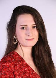 Amanda Bone's Instagram, Twitter & Facebook