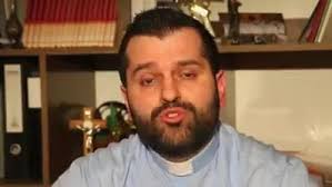 الأب روي عبدالله: ماذا يمكننا أن نفعل خلال الحجر الصحي في منازلنا؟ (Roy  Abdallah Omm),  https://www.facebook.com/royabdallahomm/videos/vb.111937997103522/1047673075602561/?type=2&theater 