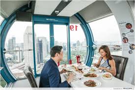 Enjoy two full rotations of the wheel. Singapore Flyer Offers A Romantic Dining Experience That Takes Dates To New Heights