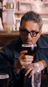 Sergio Erasmo Palacios presidente del Cocode de la Calle Ancha de los  Herreros nos informa luego haber firmado el convenio del proyecto del CAIMI  en la Antigua Guatemala