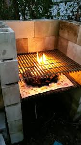 Make A Bbq Grill From Cinder Blocks Brick Bbq Outdoor Kitchen Design Backyard Grilling