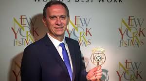 La ola de contagios de coronavirus en la televisión argentina parece no tener fin. Marcelo Bonelli Fue Premiado En El Festival De Nueva York Infobae