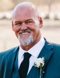 Levi Gordon's Instagram, Twitter & Facebook