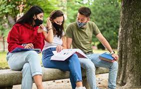 En goconqr estamos decididos a ayudarte y hemos preparado un portal para estudiantes universitarios con todo lo necesario para que triunfes en tus estudios. Vacuna Covid 19 Cuando La Tendran Estudiantes Universitarios En Carolina Del Norte La Noticia