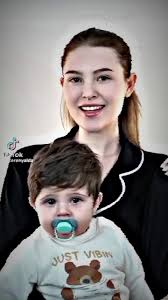 Burak Ceren Ve Atlas Adına Bağış Yapıyor