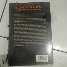 Assalamu'alaikum wr wb kami dari kelompok 17 akan mempresentasikan proposal studi kelayakan bisnis tentang analisa rencana pendirian usaha soymilk boba. Buku Studi Kelayakan Bisnis Teori Dan Pembuatan Proposal Kelayakan Shopee Indonesia