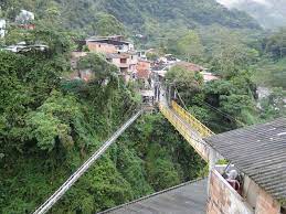 We did not find results for: Enclavado Entre Paredes Naturales De La Cordillera Oriental