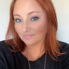 Mayra Hinkle's Instagram, Twitter & Facebook