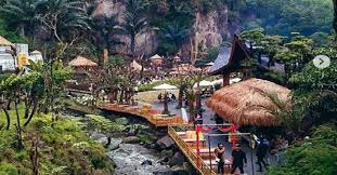 Dengan kondisi alam yang sangat mendukung. Keliling 7 Negara Di The Great Asia Africa Objek Wisata Instagramable Terbaru Di Bandung