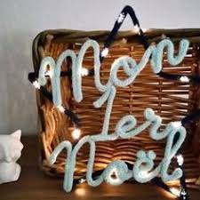 Etoile Lumineuse Quot Mon 1er Noel Quot En Laine Realise Au Tricotin Coloris Quot Petrole Et Mint Etoile Lumineuse Noel Diy Bebe