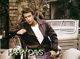 Nostalgic Gifs If you want to stay on good terms with a girl, you better pay her some attentoin on this day. nostalgic gifs