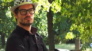 Beloved husband of the late beth. David Kraus O Hrani V Tatove Show Udelalo Mi To Hroznou Sluzbu Ale Nelituji Seznam Zpravy