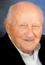 Madeline Bunn's Instagram, Twitter & Facebook