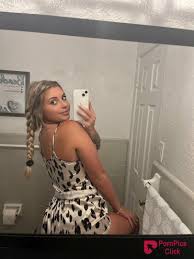 Willowclarkkk tiktok hot nude gallery 4