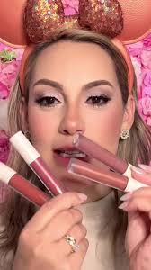 Exploring Vegan Makeup Trends in Beauty Products