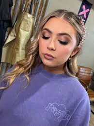 Any makeup artist in Augusta ? My sis needs her face beat and lashes for  her bday February 6th 2025….. Tap in Queens/Kings