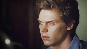 Lisa Stickney (@TruthTellinMama)