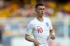 Comb over haircuts provides perfect choices that are fit for different hair types and options for varying occasions. Aidy Boothroyd Does Not Expect Phil Foden To Be Rushed Into England Senior Side County Times