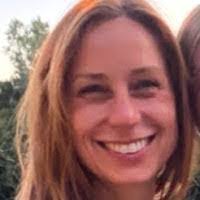 Ashley Farland's Instagram, Twitter & Facebook