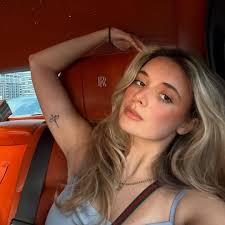 Great pic of these two celebrating Daphnee's birthday!