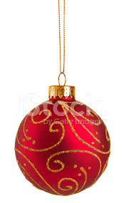 Bolas rojas de la navidad y conos del pino aislados en nieve. Bola Navidad Roja Fotografias De Stock Freeimages Com