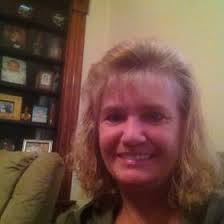 Dena Rauch's Instagram, Twitter & Facebook