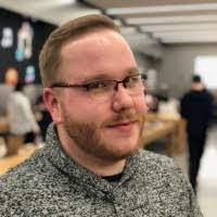 Caitlin Baum's Instagram, Twitter & Facebook