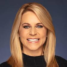 Julie Fine's Instagram, Twitter & Facebook