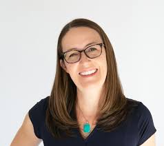 Julie Vick's Instagram, Twitter & Facebook