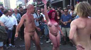 Naked dance party in the streets keeps growing | voyeurstyle.com