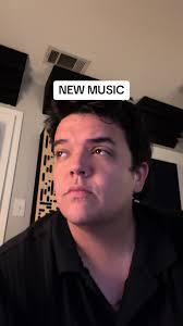 Its getting STICKY in here 🌳