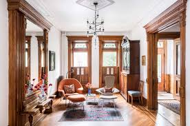 Brooklyn Brownstone Is A Very Personal Mash Up Of The Antique And The Modern Brownstoner Townhouse Interior Brownstone Interiors Home