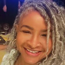 Gillian Walker (@gillian.roberts.507)