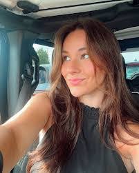 Danielle Schiffman's Instagram, Twitter & Facebook