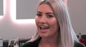 Remove tattoo at anytime with ease. We Found First Dates Claudia On Instagram Lip Tattoo Put Chris Off