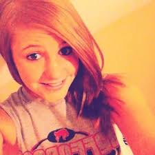 Arianne Elise Pullen (@AriannePullen)