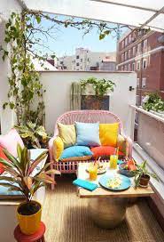 20 Idee Per Arredare Un Piccolo Terrazzo In Maniera Creativa Mondodesign It Arredamento Da Balconi Piccoli Decorazione Balcone Di Appartamento Decorazione Di Appartamenti