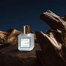 This fragrance is the mother of all sillage and durability monsters! Maison Francis Kurkdjian Oud Satin Mood Brume Cheveux