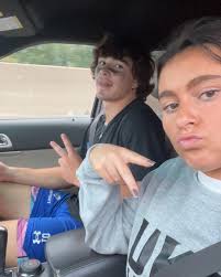 Connor Barry (@_connorbarry_) • Instagram photos and videos